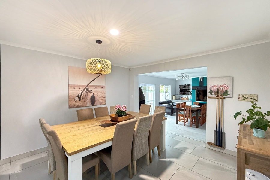 2 Bedroom Property for Sale in Welgelegen 3 Western Cape